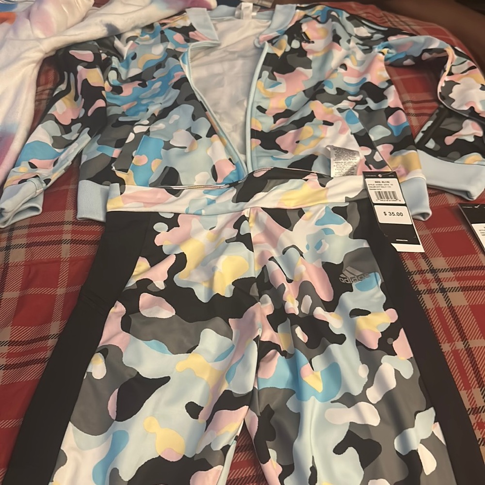 Adria’s matching tracksuit